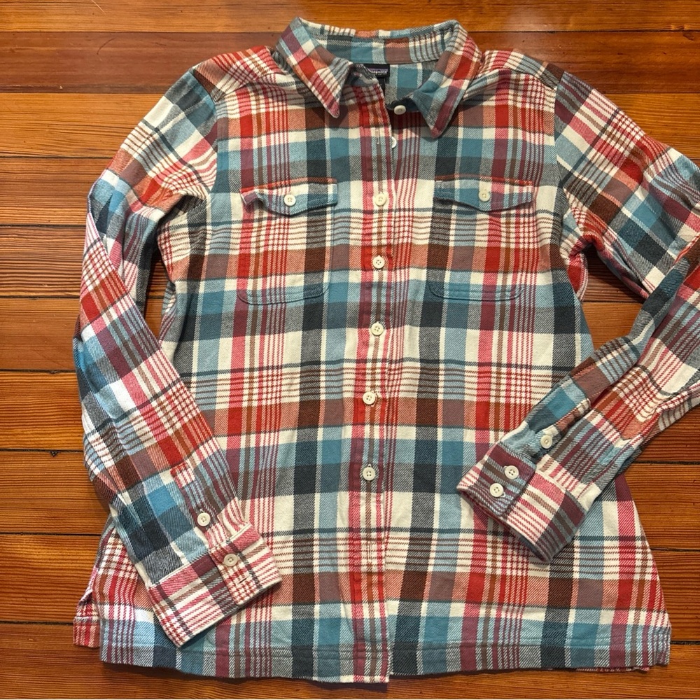 Patagonia Women's Plaid Flannel Button Down Shirt - Red, Blue, Cream Sz 12